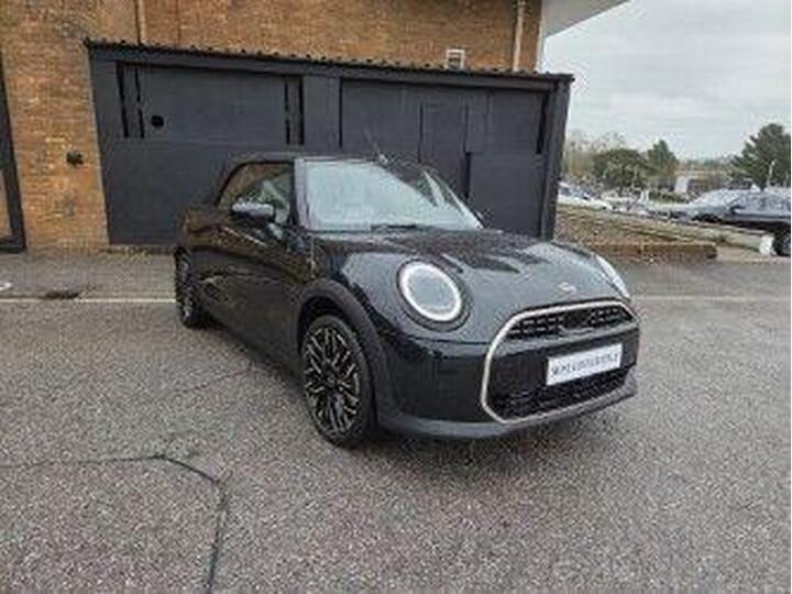 MINI Cooper Convertible 2.0C Exclusive Steptronic Euro 6 (s/s) 2dr