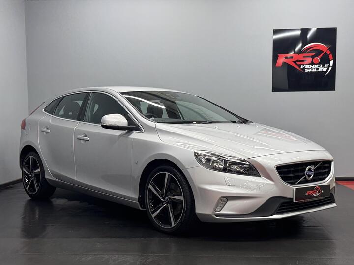 Volvo V40 2.0 D2 R-Design Euro 6 (s/s) 5dr