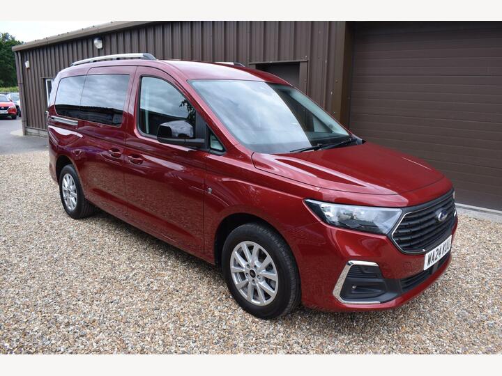 Ford Grand Tourneo Connect 2.0 EcoBlue Titanium DCT Euro 6 (s/s) 5dr Ford Grand Tourneo Connect 2.0 EcoBlue Titanium DCT Euro 6 (s/s) 5dr