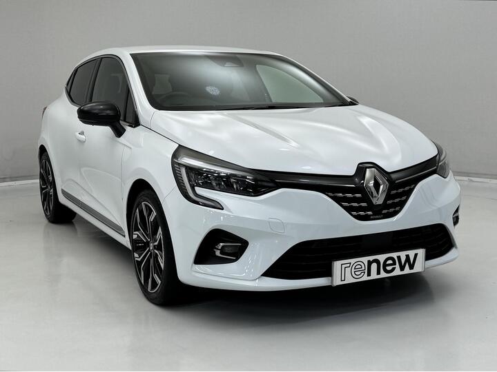 Renault Clio 1.6 E-TECH Techno Auto Euro 6 (s/s) 5dr