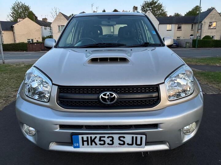 Toyota RAV4 2.0 D-4D XT3 4WD 5dr