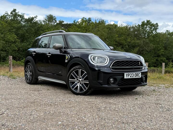 MINI Countryman 1.5 10kWh Cooper SE Exclusive Auto ALL4 Euro 6 (s/s) 5dr MINI Countryman 1.5 10kWh Cooper SE Exclusive Auto ALL4 Euro 6 (s/s) 5dr