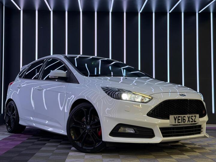 Ford Focus 2.0 TDCi ST-3 Euro 6 (s/s) 5dr
