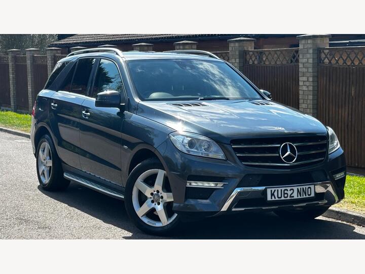 Mercedes-Benz M Class 3.0 ML350 V6 BlueTEC Sport G-Tronic 4WD Euro 6 (s/s) 5dr