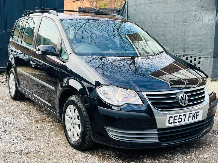 Volkswagen Touran 1.6 S 5dr (7 Seats)