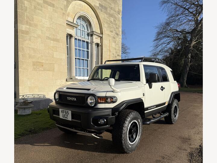Toyota FJ Cruiser OVER £25K UPGRADES. VAT Q. ULEZ Toyota FJ Cruiser OVER £25K UPGRADES. VAT Q. ULEZ