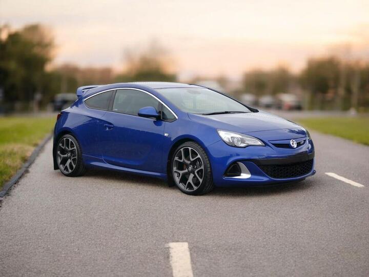 Vauxhall Astra GTC 2.0T VXR Euro 6 (s/s) 3dr