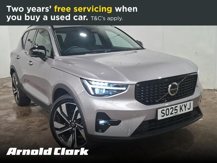 Volvo XC40 2.0 B3 MHEV Ultra Dark DCT Auto Euro 6 (s/s) 5dr