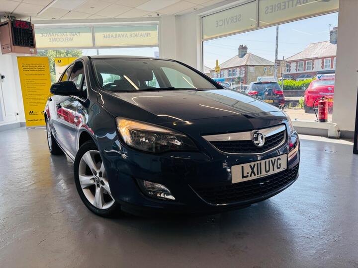 Vauxhall Astra 1.6 16v SRi Auto Euro 5 5dr