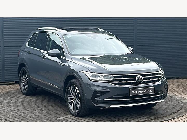 Volkswagen Tiguan 2.0 TDI Elegance DSG 4Motion Euro 6 (s/s) 5dr