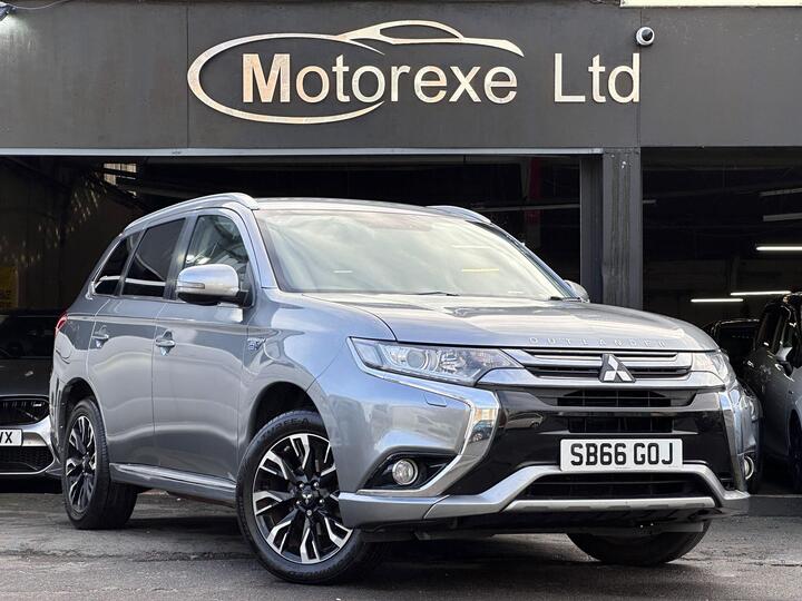 Mitsubishi Outlander 2.0h 12kWh Juro CVT 4WD Euro 6 (s/s) 5dr Mitsubishi Outlander 2.0h 12kWh Juro CVT 4WD Euro 6 (s/s) 5dr