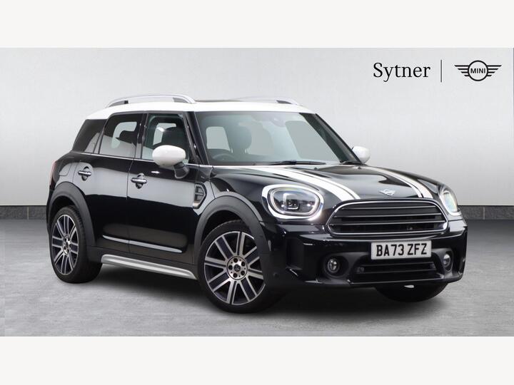 MINI Countryman 1.5 Cooper Exclusive Steptronic Euro 6 (s/s) 5dr MINI Countryman 1.5 Cooper Exclusive Steptronic Euro 6 (s/s) 5dr