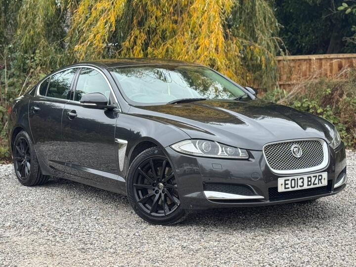 Jaguar XF 2.2d Premium Luxury Auto Euro 5 (s/s) 4dr