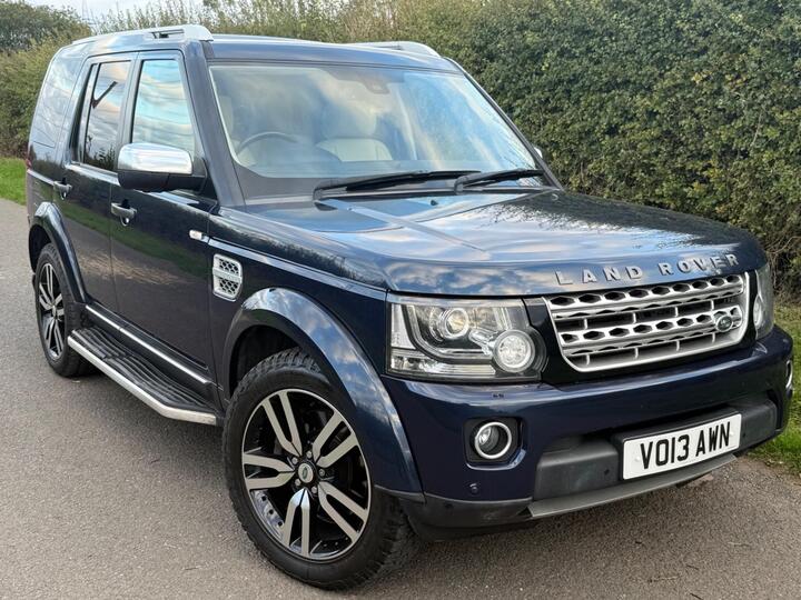 Land Rover Discovery 4 3.0 SD V6 HSE Luxury Auto 4WD Euro 5 5dr Land Rover Discovery 4 3.0 SD V6 HSE Luxury Auto 4WD Euro 5 5dr