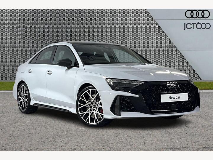 Audi RS3 2.5 TFSI Carbon Vorsprung S Tronic Quattro Euro 6 (s/s) 4dr