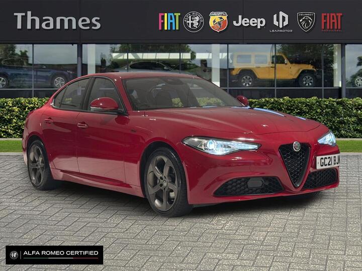 Alfa Romeo Giulia 2.0T Sprint Auto Euro 6 (s/s) 4dr Alfa Romeo Giulia 2.0T Sprint Auto Euro 6 (s/s) 4dr