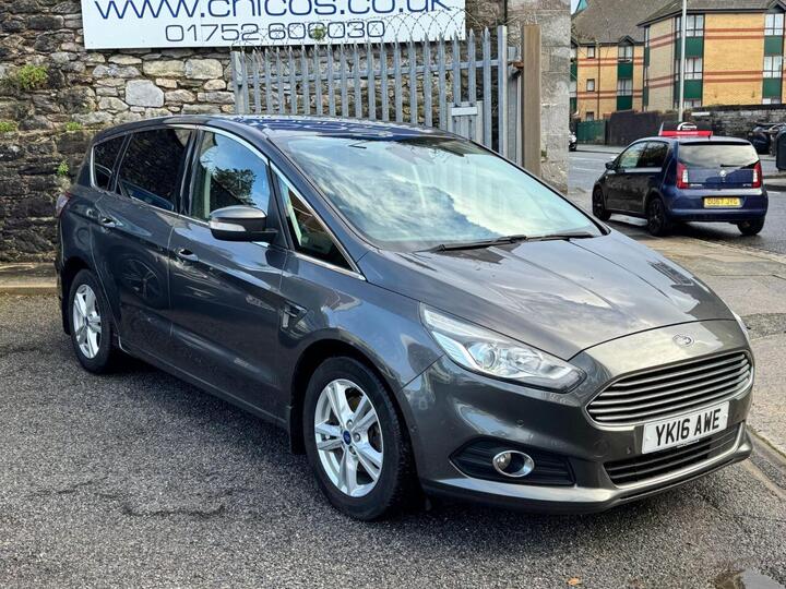 Ford S-MAX 2.0 TDCi Titanium Euro 6 (s/s) 5dr