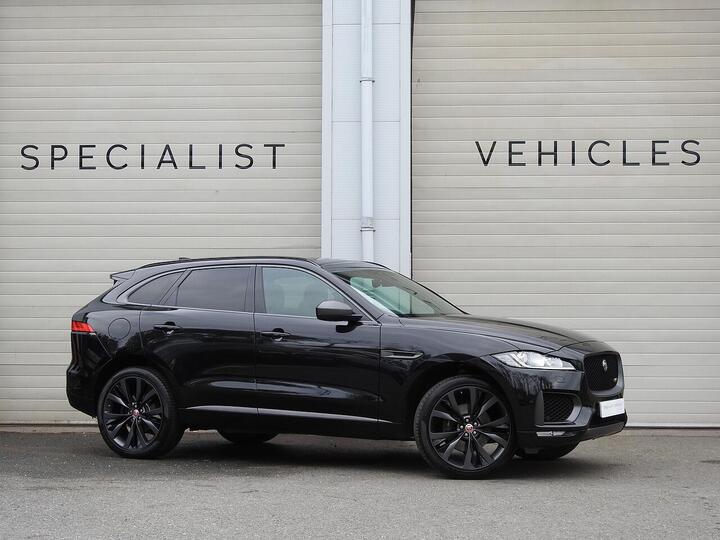 Jaguar F-PACE 2.0 P300 300 Sport Auto AWD Euro 6 (s/s) 5dr