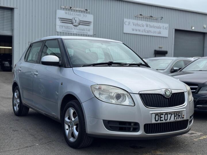 Skoda Fabia 1.4 16V 2 5dr
