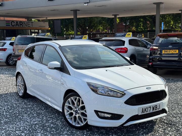 Ford Focus 1.0T EcoBoost ST-Line Euro 6 (s/s) 5dr