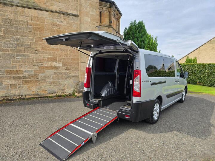 Peugeot Expert Tepee 1.6 HDi Comfort 5dr