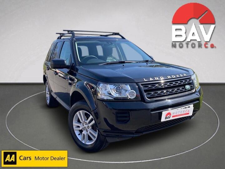 Land Rover Freelander 2 2.2 TD4 Black And White 4WD Euro 5 (s/s) 5dr Land Rover Freelander 2 2.2 TD4 Black And White 4WD Euro 5 (s/s) 5dr