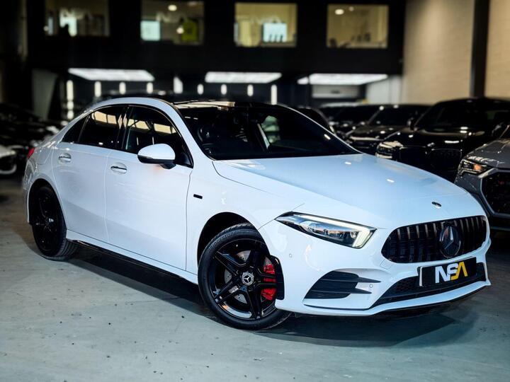 Mercedes-Benz A-CLASS 1.3 A250e 15.6kWh AMG Line (Premium Plus 2) 8G-DCT Euro 6 (s/s) 4dr Mercedes-Benz A-CLASS 1.3 A250e 15.6kWh AMG Line (Premium Plus 2) 8G-DCT Euro 6 (s/s) 4dr