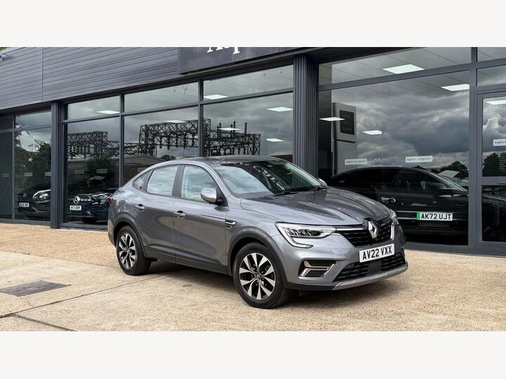 Renault Arkana 1.6 E-TECH Iconic Auto 2WD Euro 6 (s/s) 5dr