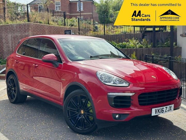 Porsche CAYENNE 3.0 V6 E-Hybrid S TiptronicS 4WD Euro 6 (s/s) 5dr