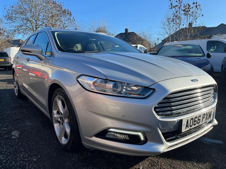 Ford Mondeo 2.0 TDCi Titanium Powershift Euro 6 (s/s) 5dr
