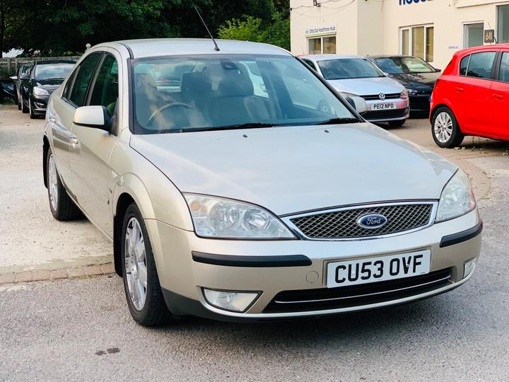 Ford Mondeo 2.5 Ghia X 5dr