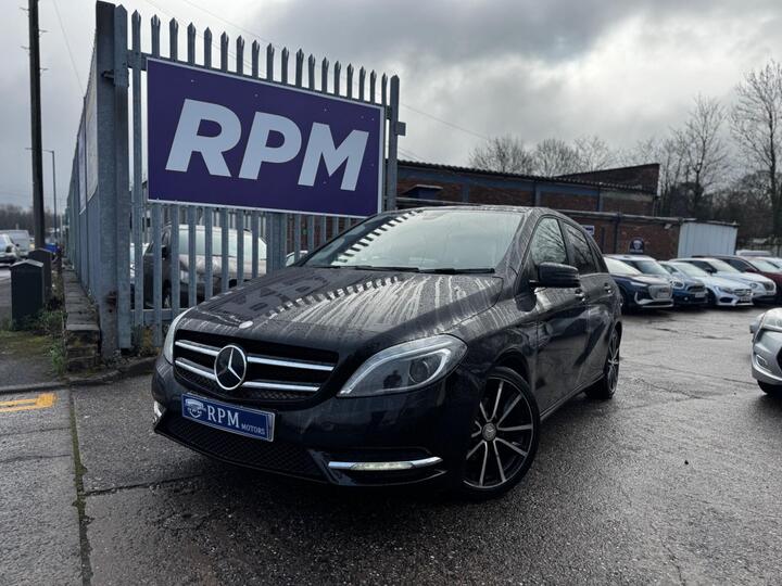 Mercedes-Benz B Class 1.8 B200 CDI Sport 7G-DCT Euro 5 (s/s) 5dr Mercedes-Benz B Class 1.8 B200 CDI Sport 7G-DCT Euro 5 (s/s) 5dr