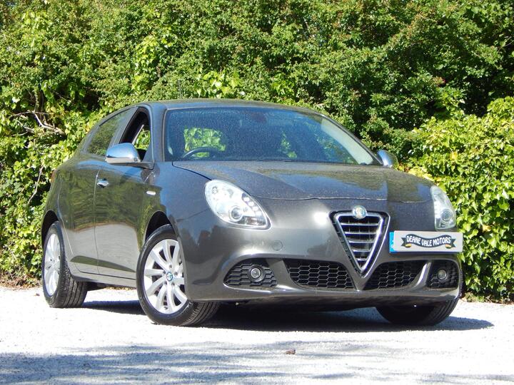 Alfa Romeo Giulietta 1.4 TB Distinctive Euro 6 (s/s) 5dr