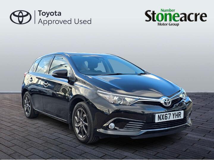 Toyota Auris 1.2 VVT-i Icon Euro 6 (s/s) 5dr (Safety Sense) Toyota Auris 1.2 VVT-i Icon Euro 6 (s/s) 5dr (Safety Sense)
