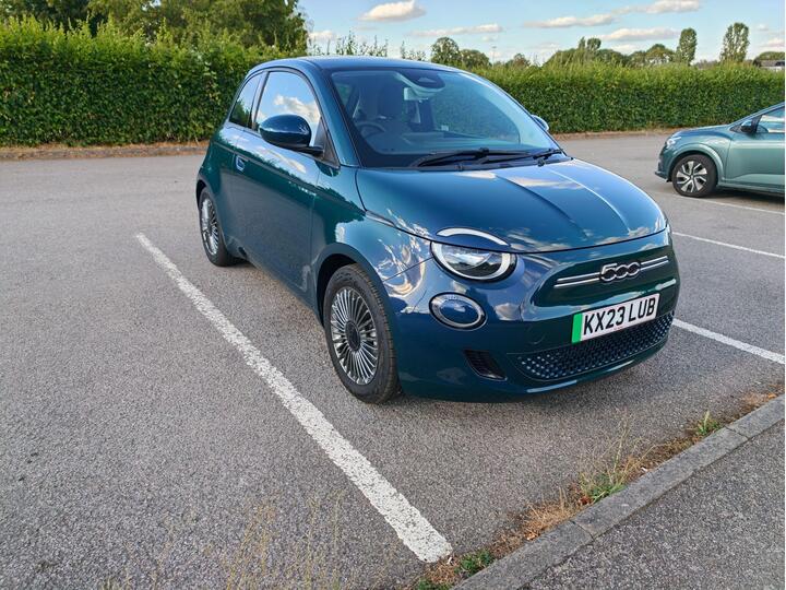 Fiat 500e 42kWh Icon Auto 3dr