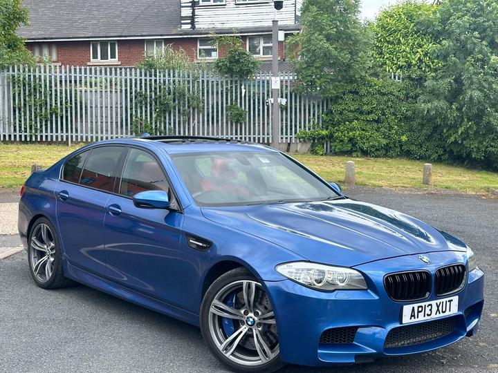 BMW M5 4.4 V8 DCT Euro 5 (s/s) 4dr