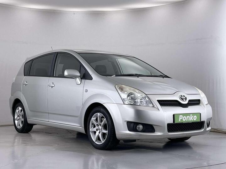 Toyota COROLLA VERSO 2.2 D-4D SR 5dr Toyota COROLLA VERSO 2.2 D-4D SR 5dr