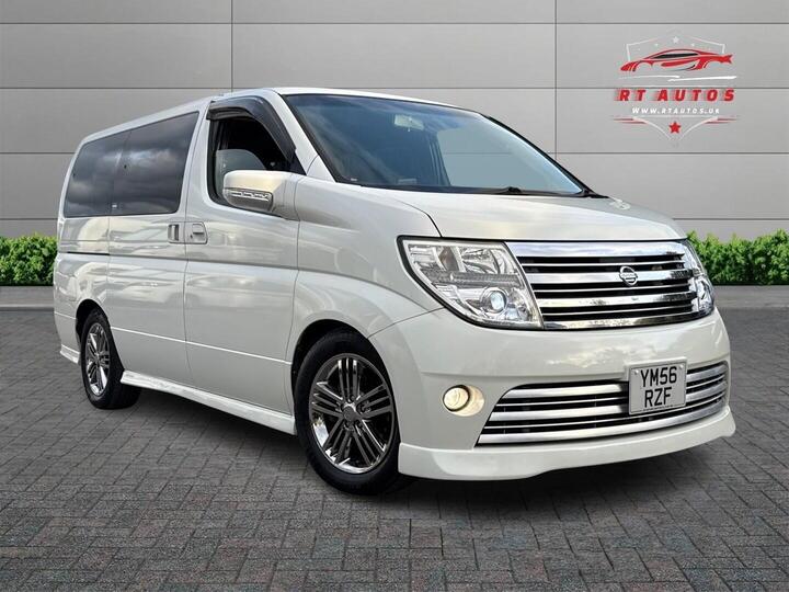 Nissan ELGRAND Mpv Nissan ELGRAND Mpv