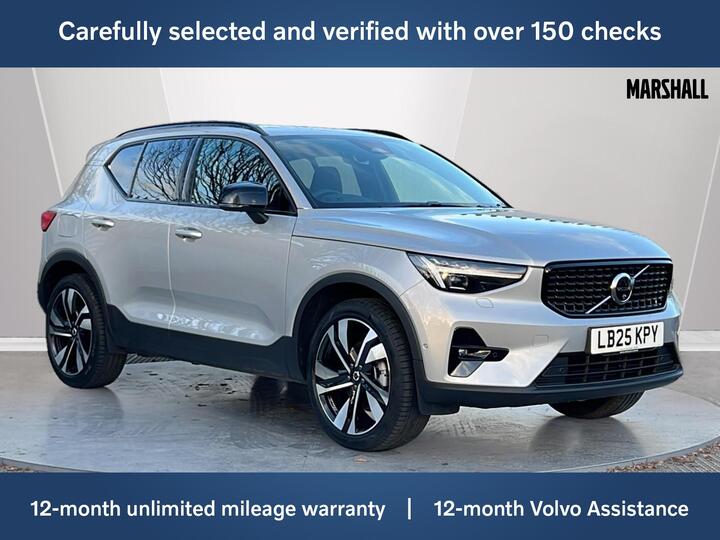 Volvo XC40 2.0 B3 MHEV Ultra Dark DCT Auto Euro 6 (s/s) 5dr