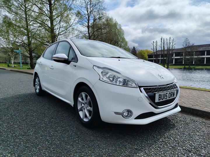 Peugeot 208 1.2 VTi PureTech Style Euro 6 5dr