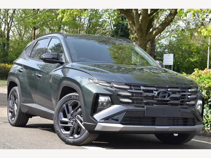 Hyundai Tucson 1.6T Hybrid Black Line Auto Euro 6 (s/s) 5dr
