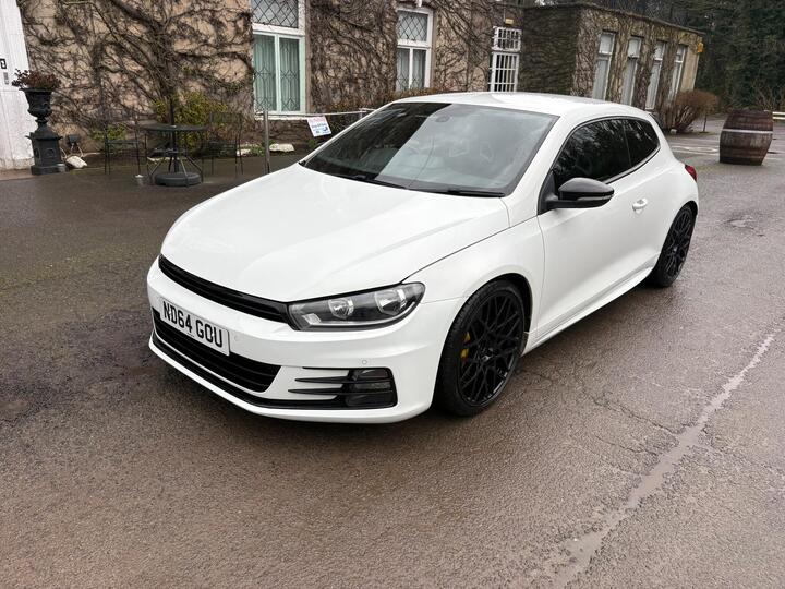 Volkswagen Scirocco 2.0 TSI BlueMotion Tech R-Line Euro 6 (s/s) 3dr