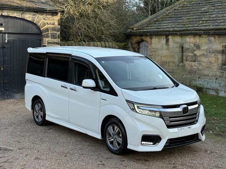 Honda Stepwagon 2.0 HYBRID SPADA G SENSING 7 SEATER ULEZ Honda Stepwagon 2.0 HYBRID SPADA G SENSING 7 SEATER ULEZ