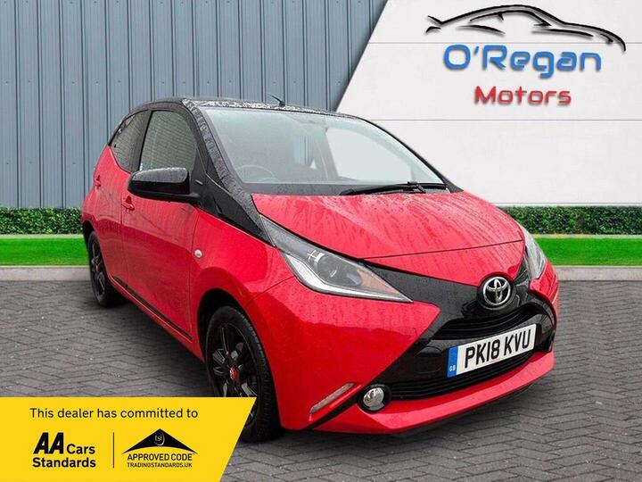 Toyota AYGO 1.0 VVT-i X-cite 4 Red Bi-Tone Euro 6 5dr Toyota AYGO 1.0 VVT-i X-cite 4 Red Bi-Tone Euro 6 5dr
