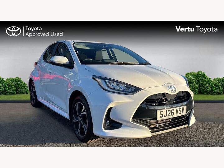 Toyota Yaris 1.5 VVT-h Design E-CVT Euro 6 (s/s) 5dr