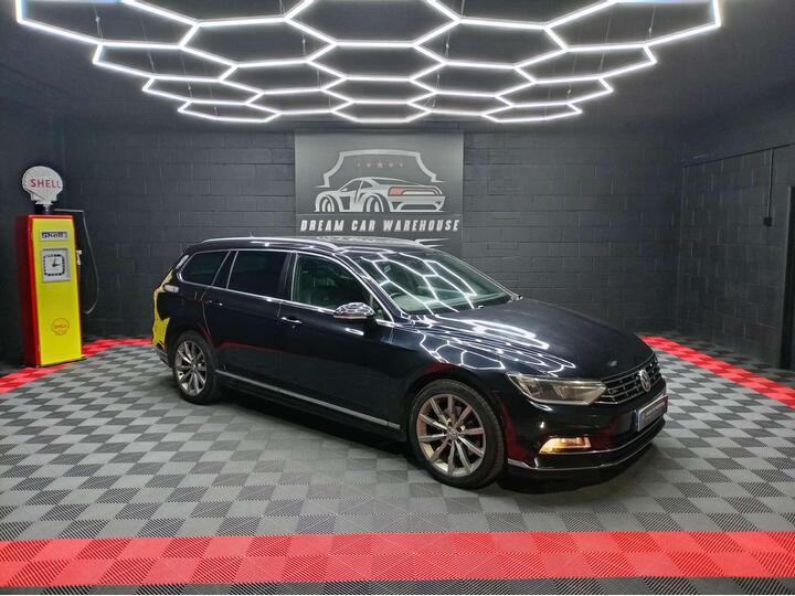Volkswagen Passat 2.0 TDI BlueMotion Tech R-Line DSG Euro 6 (s/s) 5dr