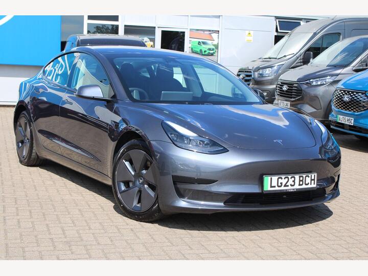 Tesla MODEL 3 Auto RWD 4dr