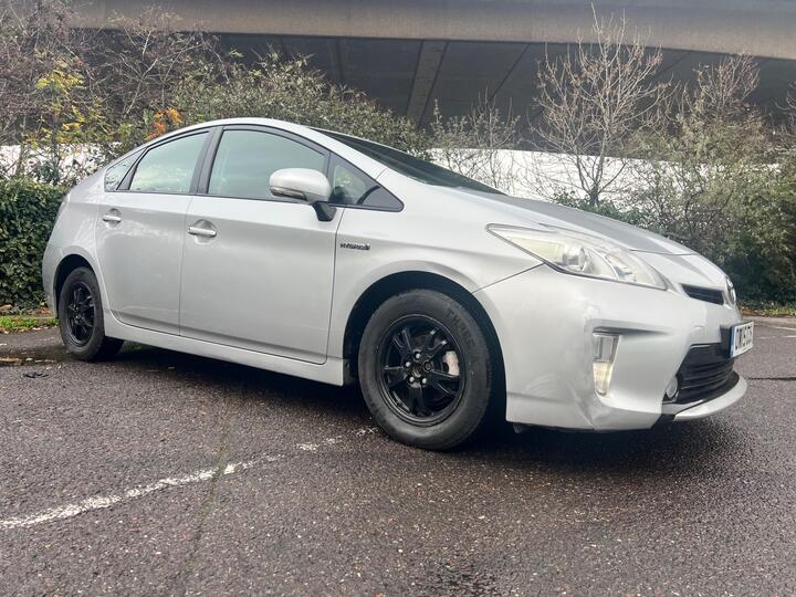 Toyota Prius 1.8 VVT-h T3 CVT Euro 5 (s/s) 5dr