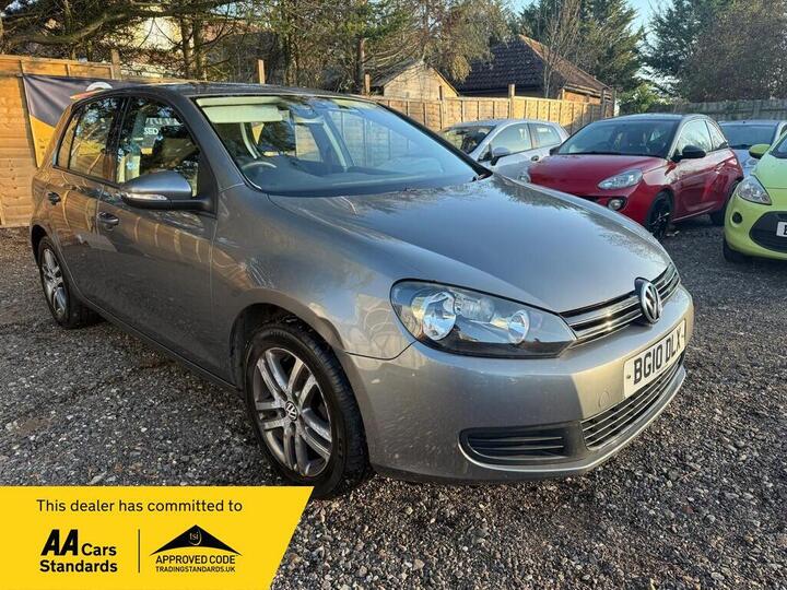 Volkswagen Golf 1.6 TDI BlueMotion Tech SE DSG Euro 5 (s/s) 5dr