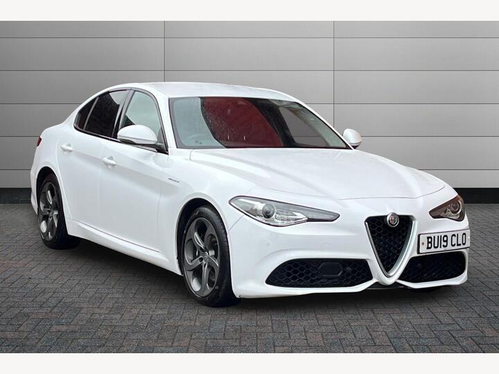 Alfa Romeo Giulia 2.0T Veloce Auto Euro 6 (s/s) 4dr Alfa Romeo Giulia 2.0T Veloce Auto Euro 6 (s/s) 4dr